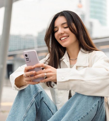Lady reads something on phone